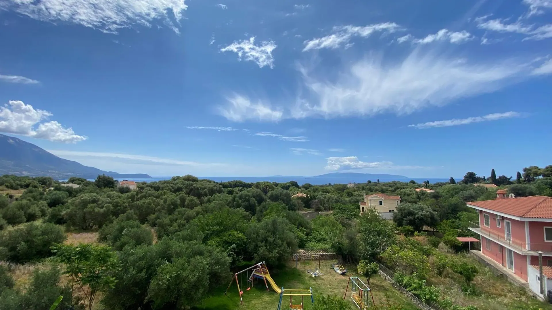 *** ホテル Sunrise Inn Pesádha ギリシャ